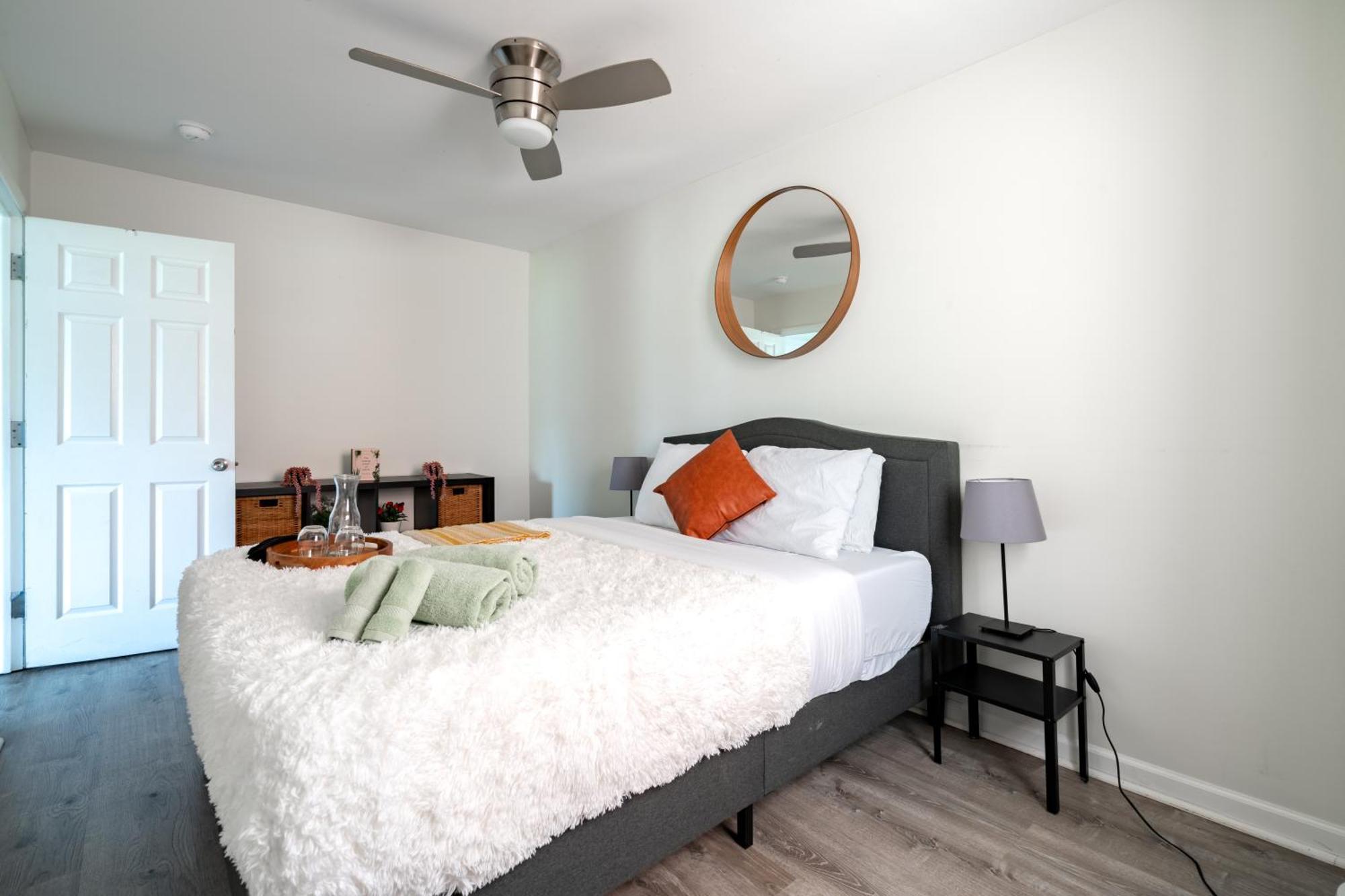 Short North Convention Private Parking Pets Villa โคลัมบัส ภายนอก รูปภาพ